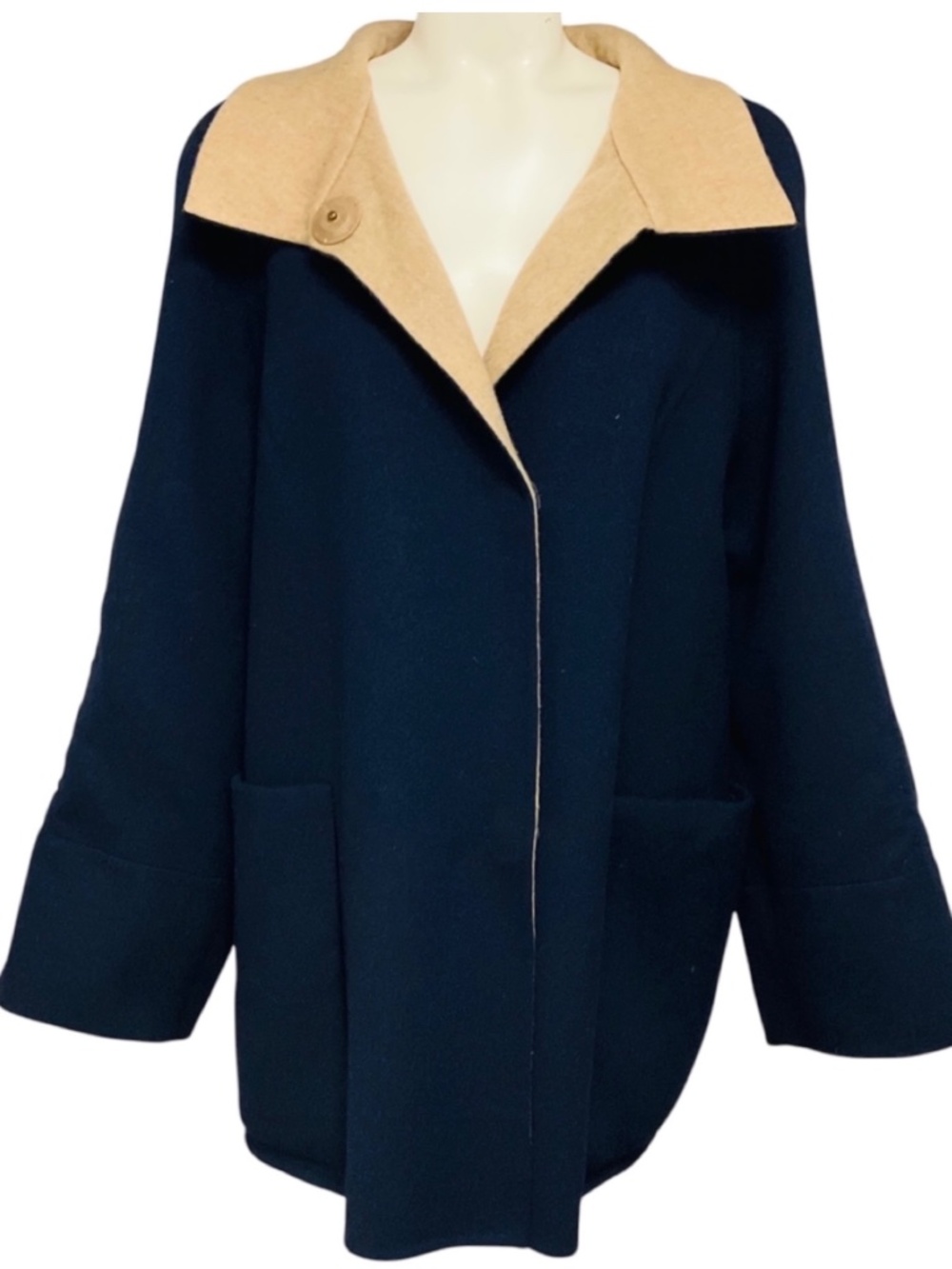 AKRIS NAVY BLUE / CAMEL REVERSIBLE CASHMERE AND WOOL COAT